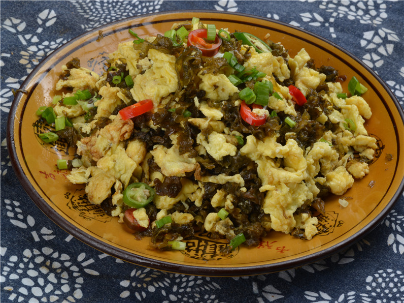 地木耳炒蛋咸鲜味