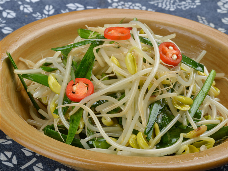 韭菜炒豆芽咸鲜微辣